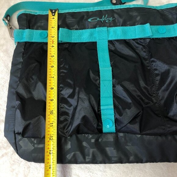 OAKLEY Black & Turquoise Athletic Gym Tote Shoulder Bag - Picture 14 of 16